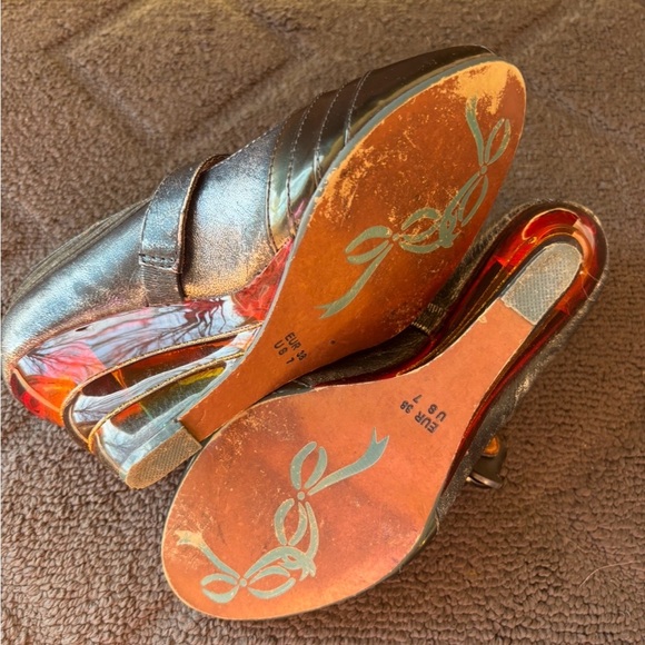 Poetic License Black Peep-Toe Heels - Picture 6 of 6